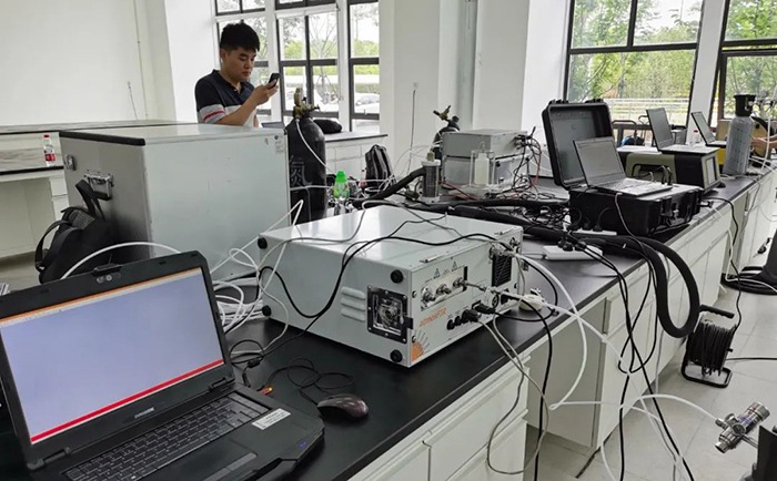 便攜式傅里葉紅外光譜煙氣分析儀