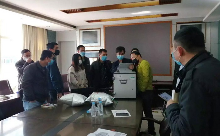 樂氏科技南區銷售總監為福建省莆田市環監站進行高溫紅外煙氣分析儀培訓